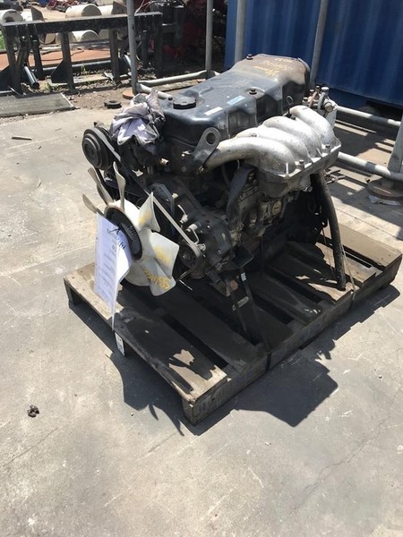 MITSUBISHI 4D33 ENGINE