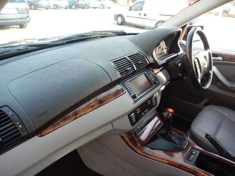 2003 BMW X5 4.4i E53