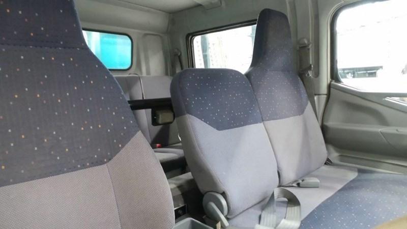 2006 FUSO CANTER
