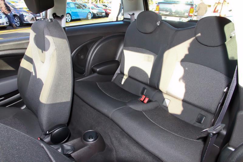 2007 MINI Hatch R56