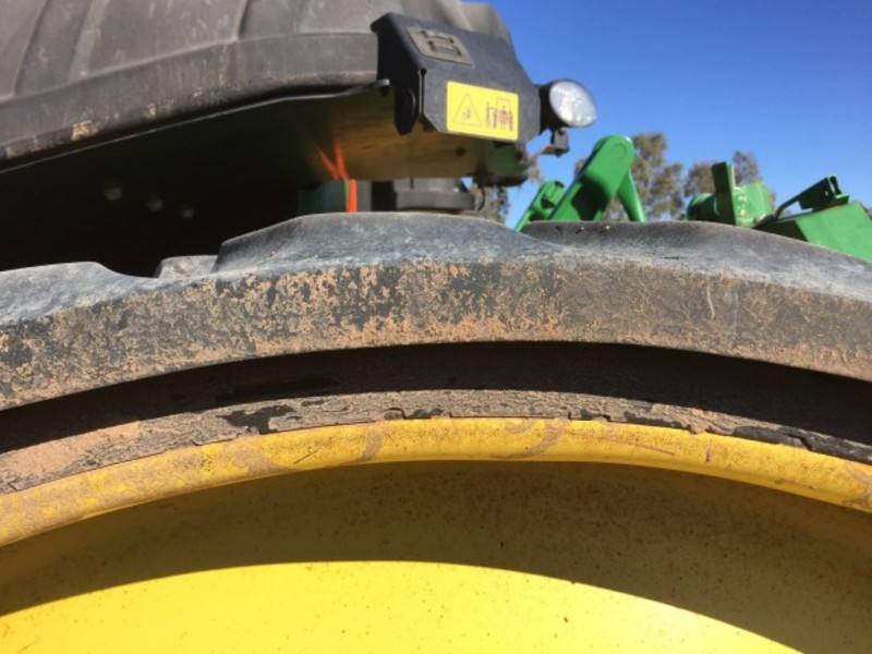 JOHN DEERE 8360RT Tractor