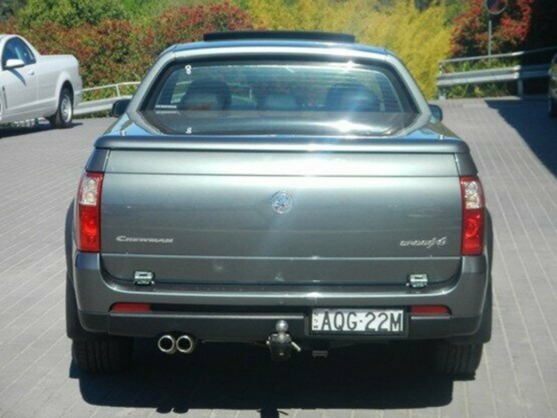 2003 HOLDEN CREWMAN CROSS 8 VYII