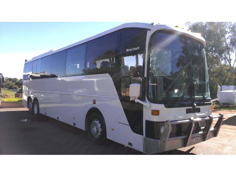 1995 MERCEDES-BENZ 0303