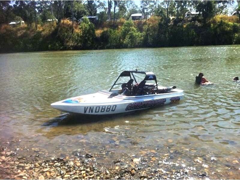 JET SPRINT BOAT