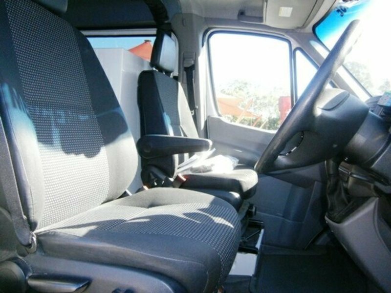 2009 MERCEDES-BENZ SPRINTER 4x4 AMBULANCE 315 CDI
