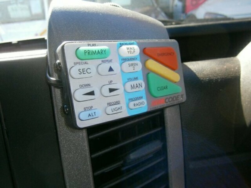2009 MERCEDES-BENZ SPRINTER 4x4 AMBULANCE 315 CDI