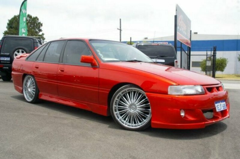 1990 HOLDEN COMMODORE EXECUTIVE VN