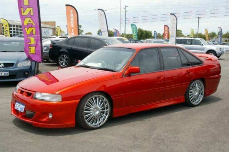 1990 HOLDEN COMMODORE EXECUTIVE VN