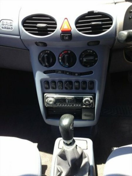 1999 MERCEDES-BENZ A160