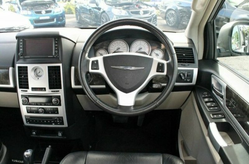 2012 CHRYSLER GRAND VOYAGER LIMITED RT MY12