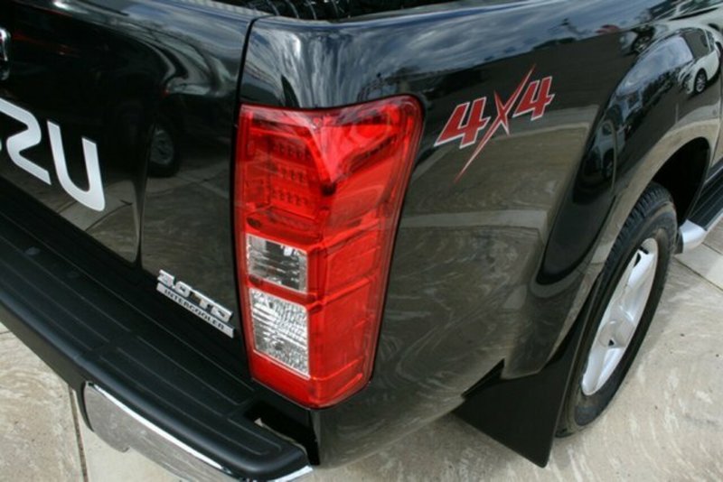 2014 ISUZU D-MAX LS-U HI-RIDE (4x4) TF MY14