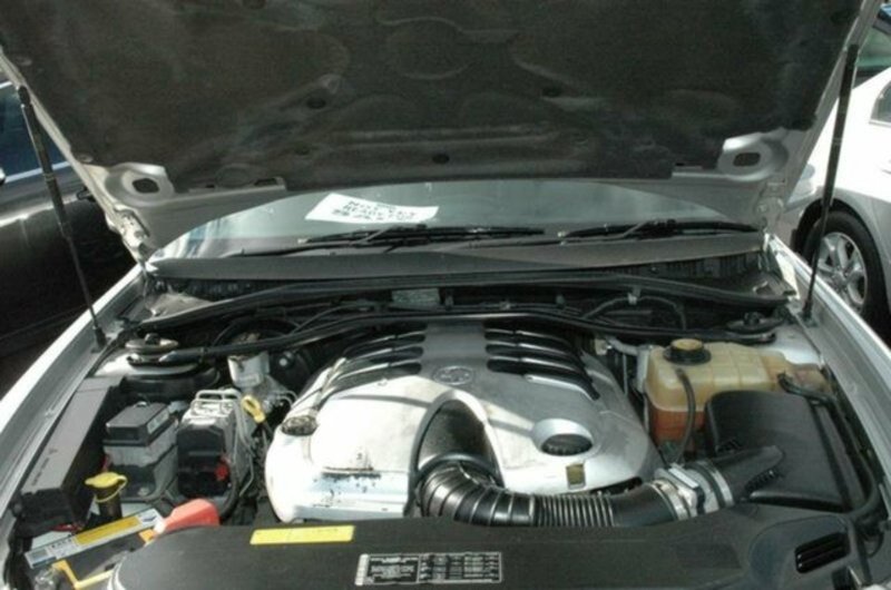 2004 HOLDEN STATESMAN V8 WL