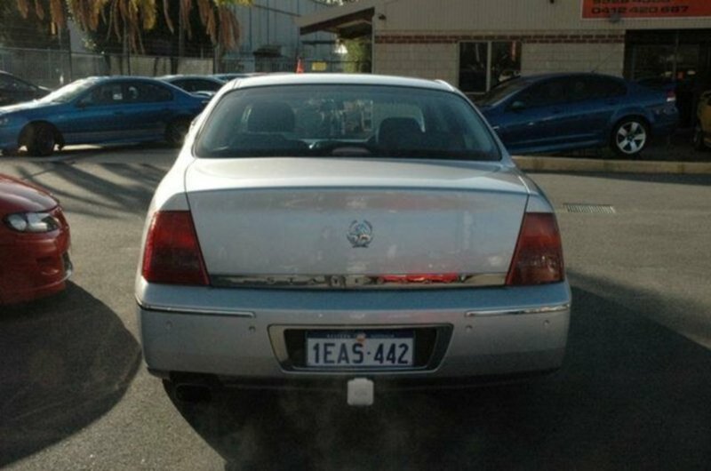 2004 HOLDEN STATESMAN V8 WL