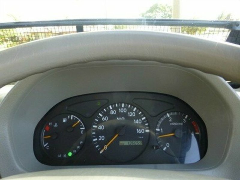 2009 HINO 300 616 4X2 AUTO TRADE ACE