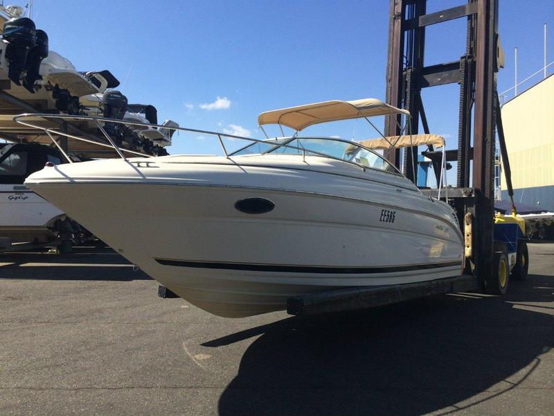 Sea Ray 245 Weekender