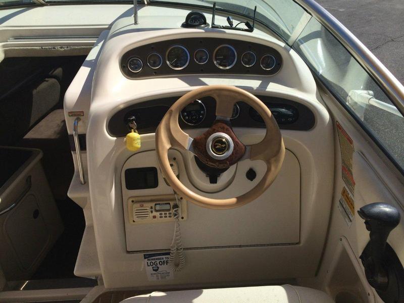Sea Ray 245 Weekender