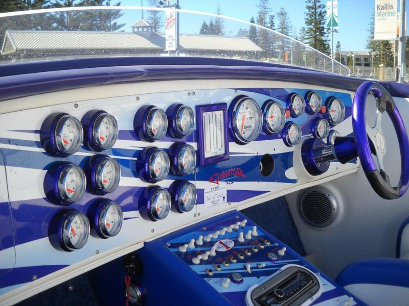 Cigarrette Offshore Racer