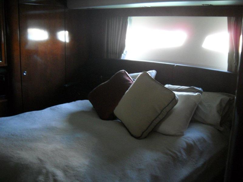 Meridian 580 Pilot House