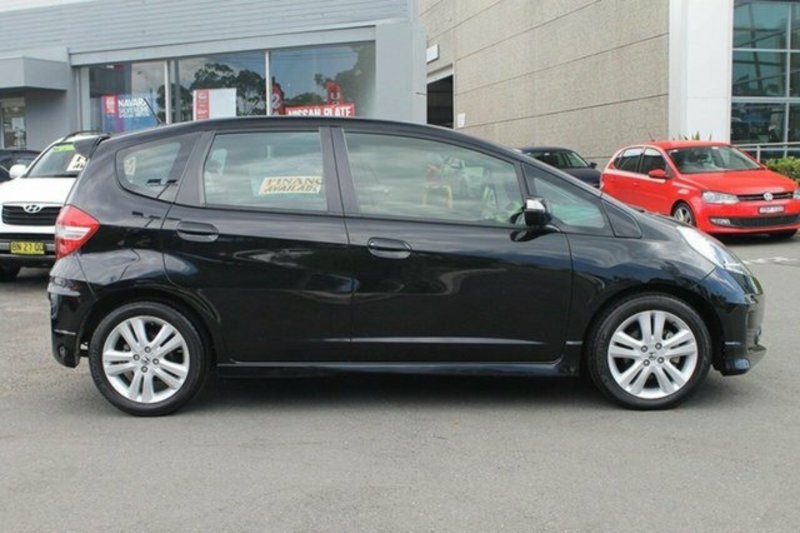 2012 HONDA JAZZ VIBE-S GE MY12