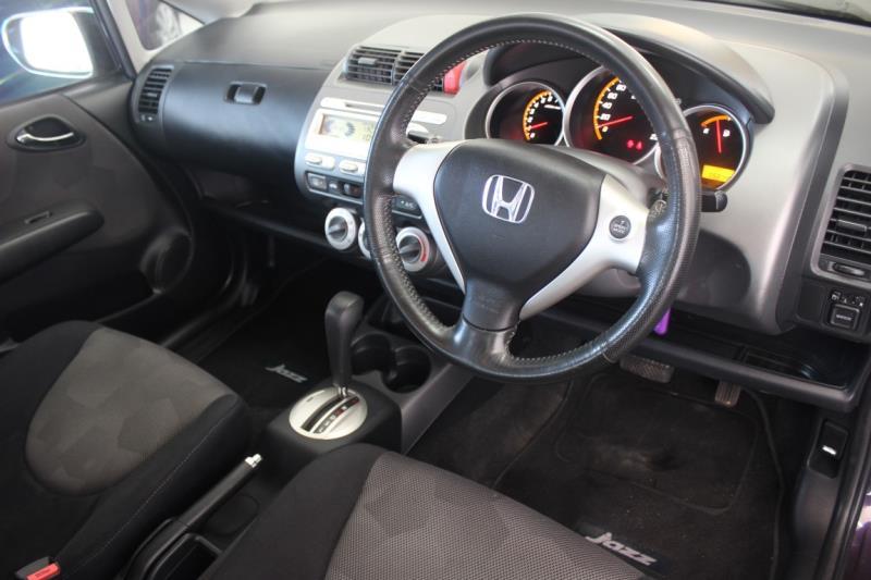 2007 HONDA JAZZ VTi-S MY06