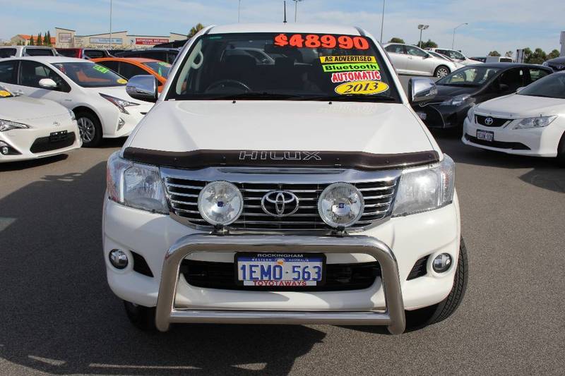 2014 TOYOTA HILUX SR5 (4x4) GGN25R MY14