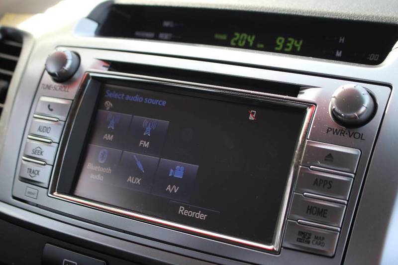 2014 TOYOTA HILUX SR5 (4x4) GGN25R MY14