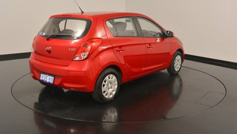 2015 HYUNDAI i20 ACTIVE PB MY14