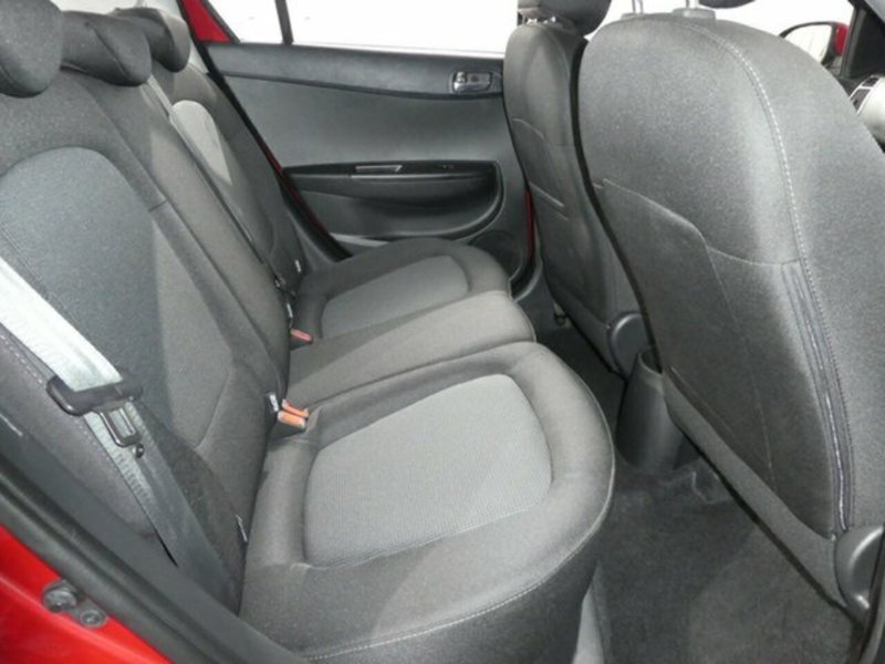 2015 HYUNDAI i20 ACTIVE PB MY14