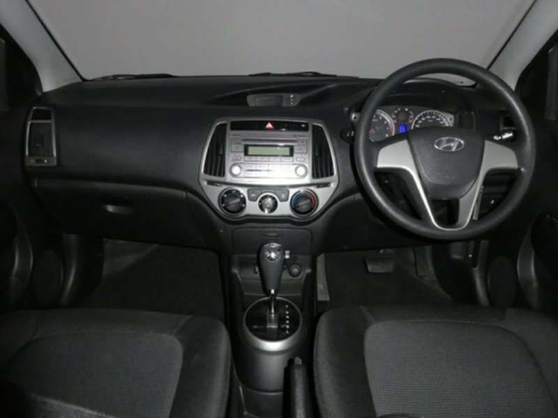 2015 HYUNDAI i20 ACTIVE PB MY14