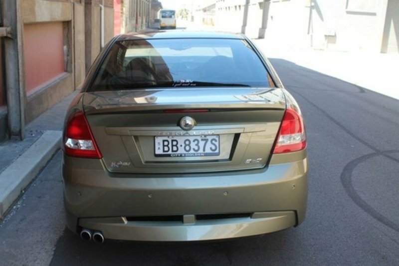 2002 HSV SENATOR Y-SERIES