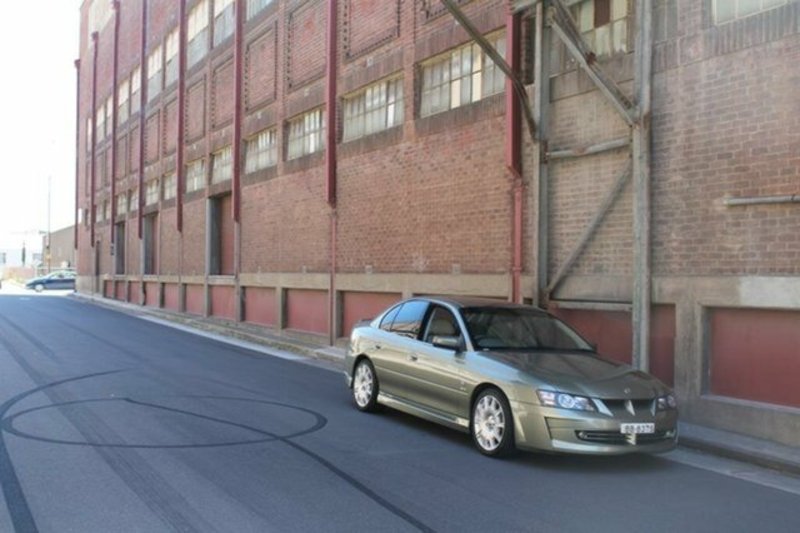 2002 HSV SENATOR Y-SERIES