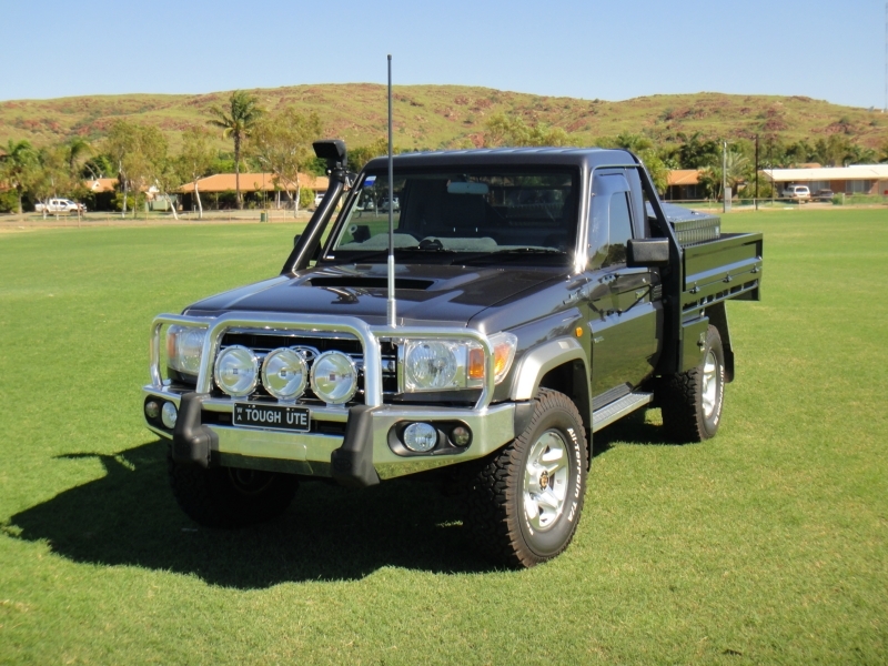 2009 TOYOTA LANDCRUISER GXL (4x4) VDJ79R