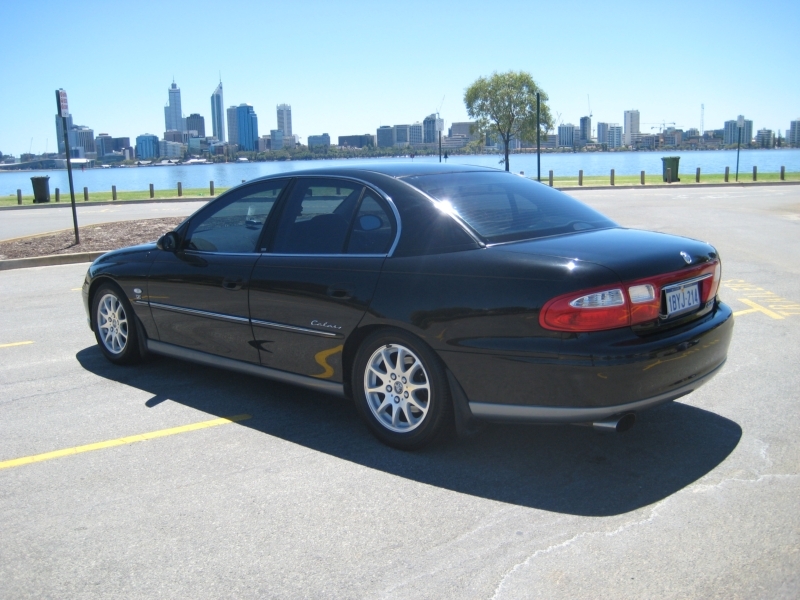 2001 HOLDEN CALAIS VX