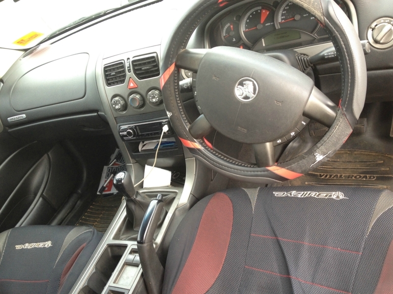 2005 HOLDEN COMMODORE ONE TONNER S VZ