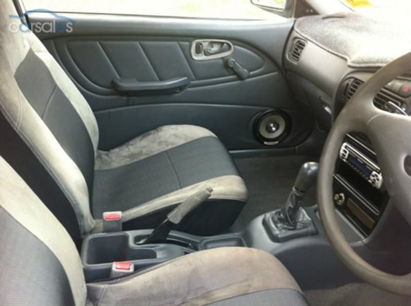 1994 MITSUBISHI LANCER GL CC