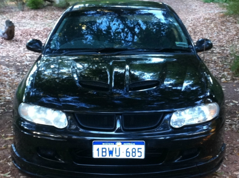 2000 HOLDEN COMMODORE EXECUTIVE VX