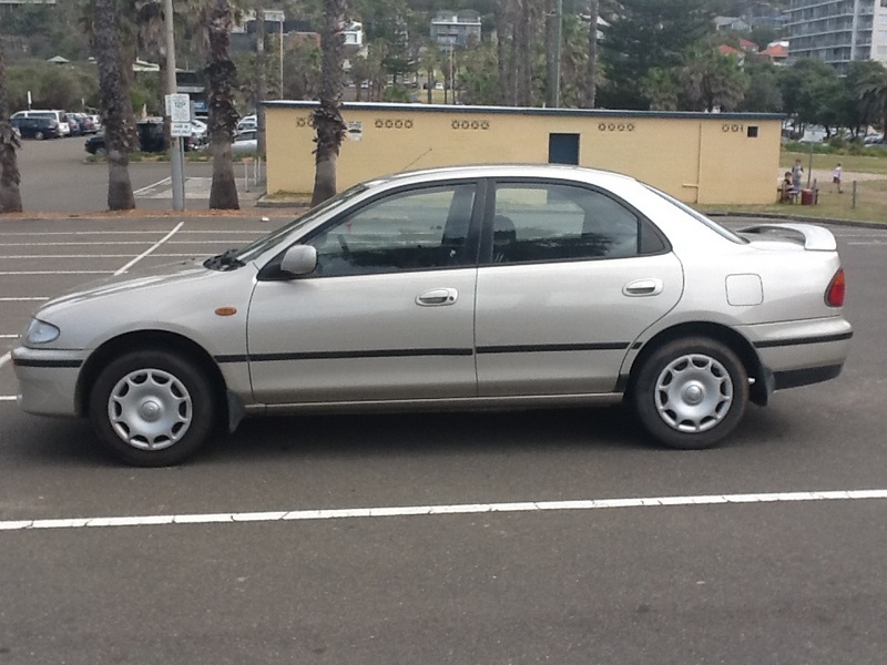 1996 MAZDA 323 PROTEGE