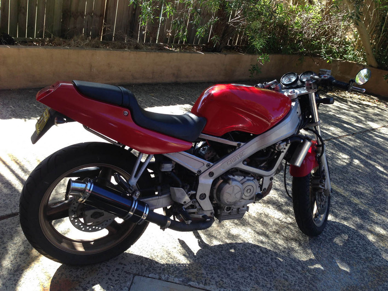 1990 HONDA 250CC VT250 SPADA