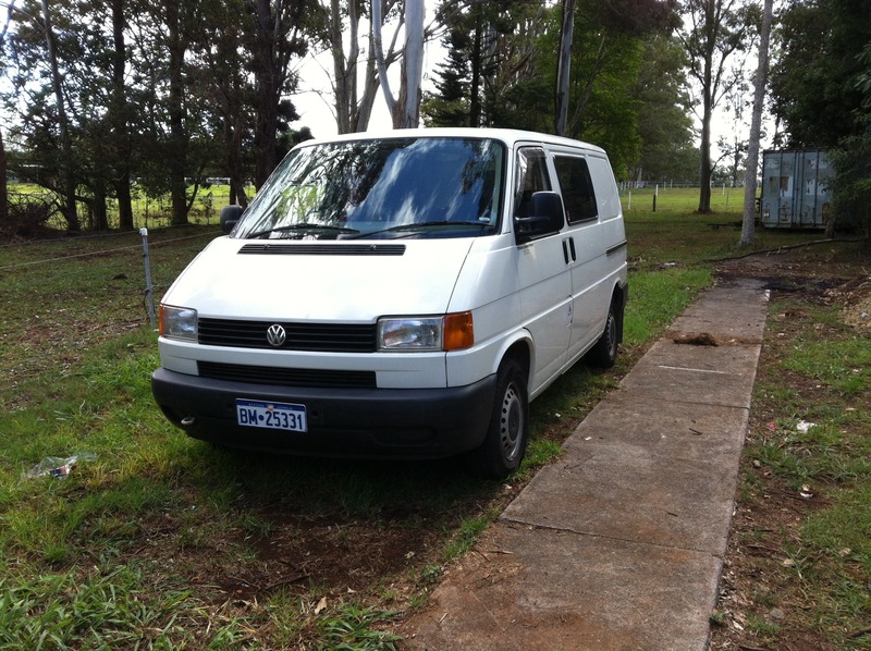 1996 VOLKSWAGEN TRANSPORTER (SWB) T4