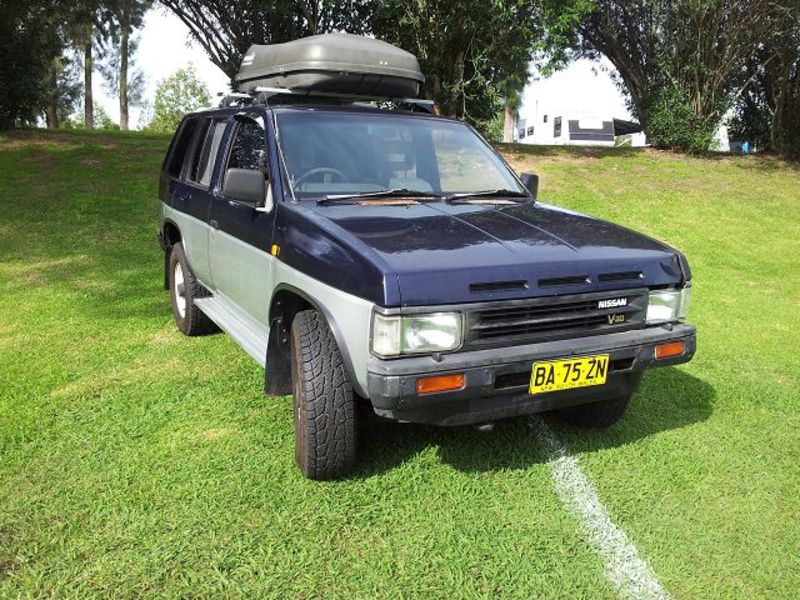 1990 NISSAN TERRANO R3M