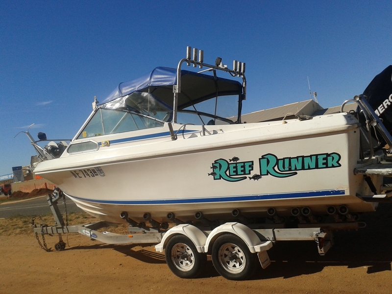 1985 CARIBBEAN REEF RUNNER MK II