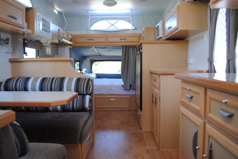 2011 PARAMOUNT DUET 16ft x 7ft 6