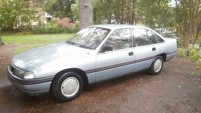 1989 HOLDEN BERLINA VN