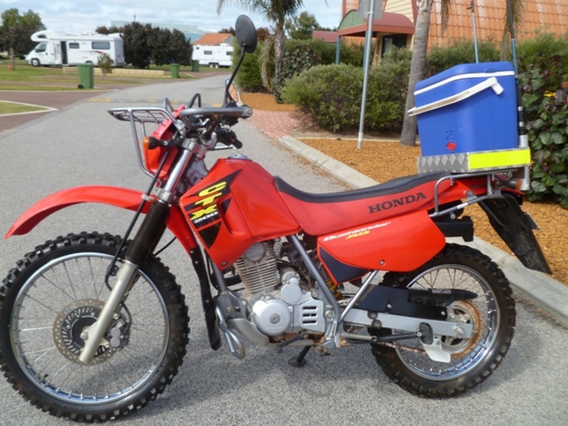 2010 HONDA CTX200
