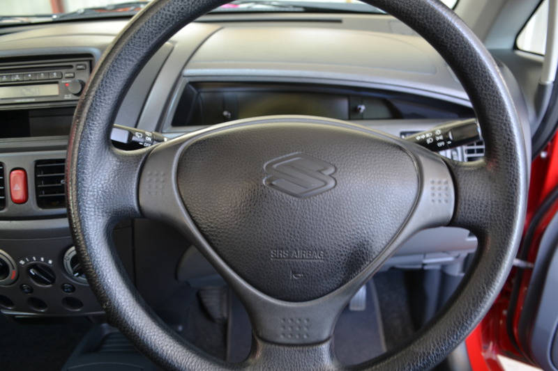 2002 SUZUKI LIANA GS