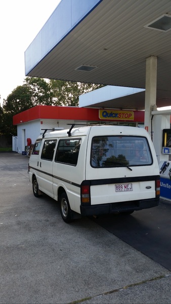 1992 FORD ECONOVAN MAXI