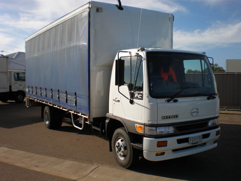 1996 HINO FC MERLIN MEDIUM