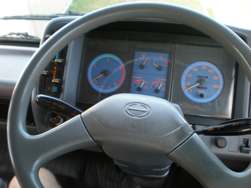 1996 HINO FC MERLIN MEDIUM