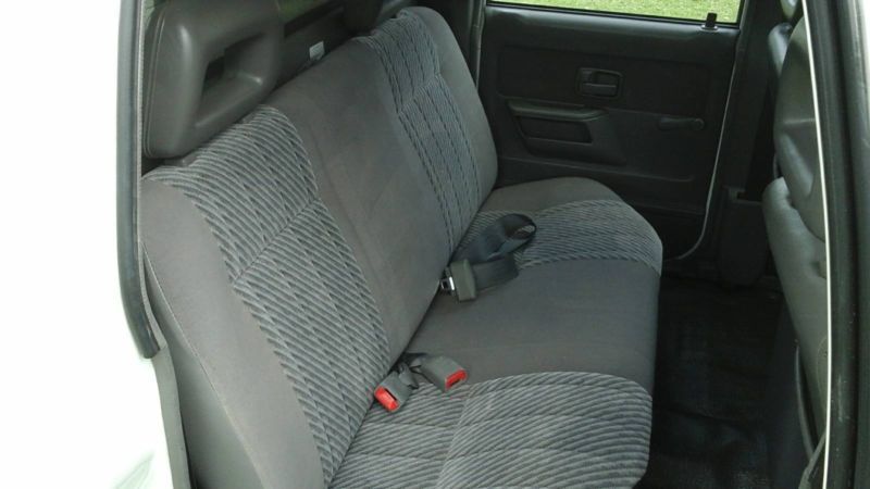 2001 HOLDEN RODEO LX TFG6