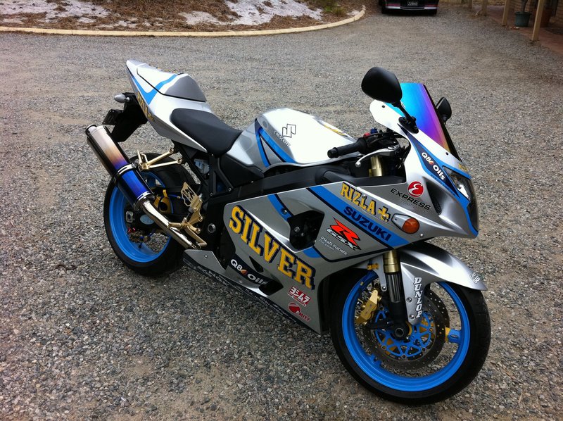 2004 SUZUKI 600CC GSX-R600 K4